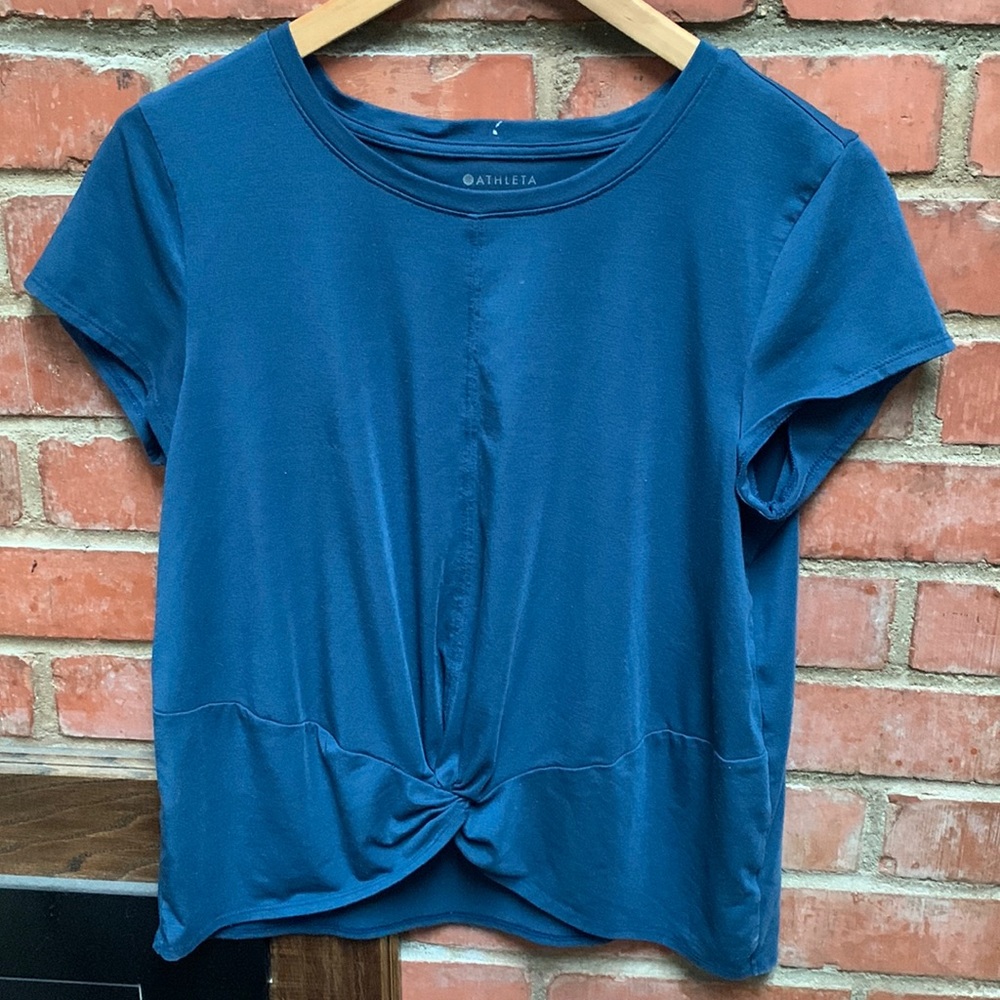 Teal Athleta cropped short sleeve top